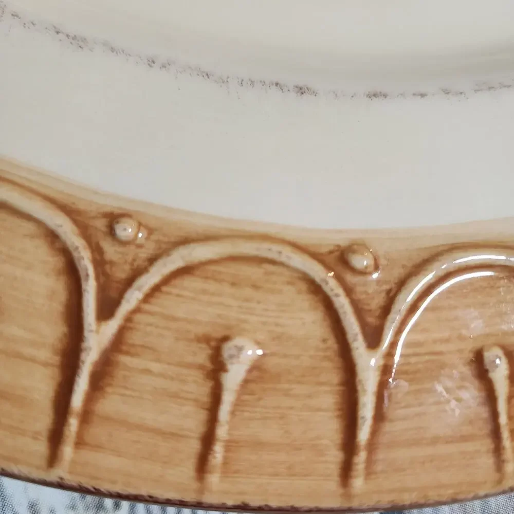 Pier1‎ Gemma Baroque honey round large Charger service plate made in Italy 13.5